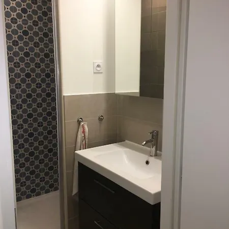 Bel Au Coeur Des Batignolles Appartamento Parigi