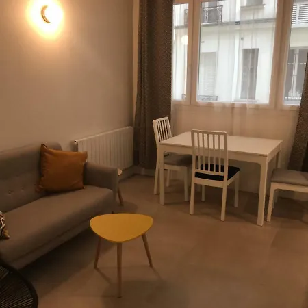 Bel Au Coeur Des Batignolles Apartment Paris